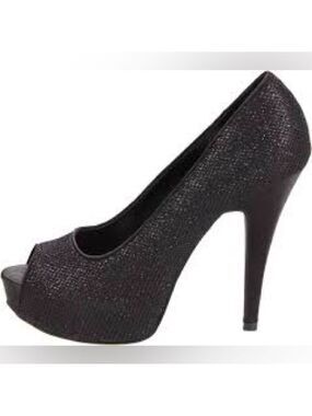 Women’s Reneeze Black Glitter Pump Heels Size 7.5 US!